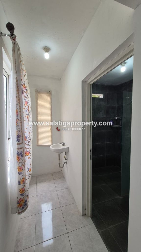 JUAL RUMAH MODERN DI GREEN HILL SALATIGA