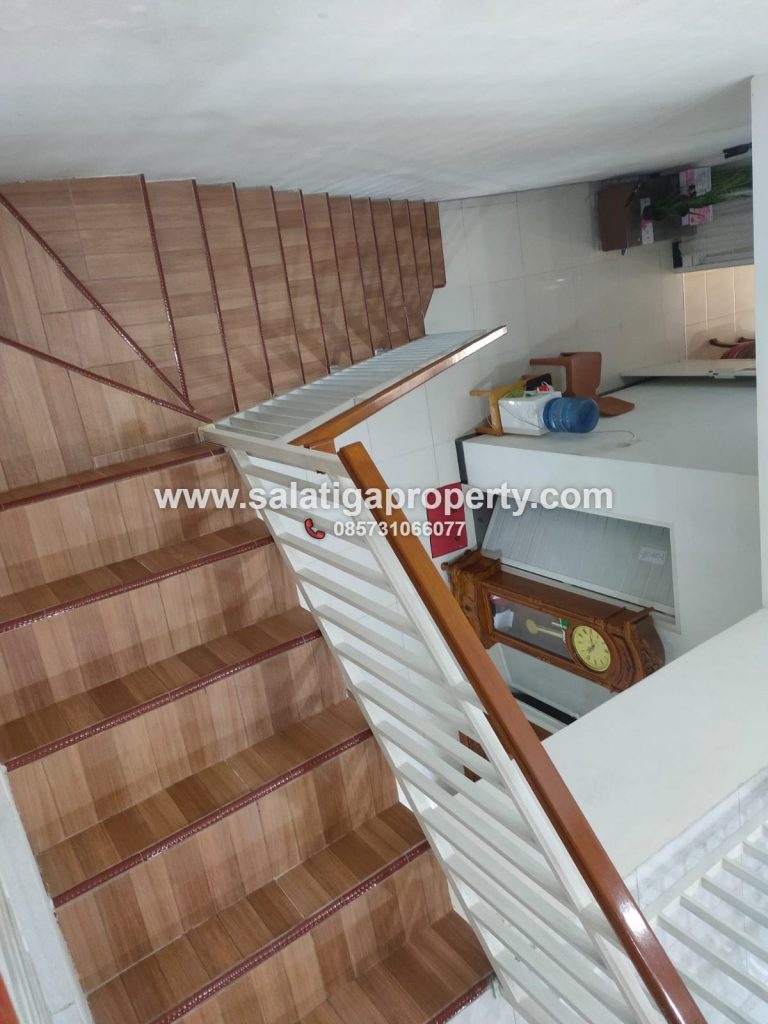 JUAL RUMAH MEWAH ASRI DI SALATIGA
