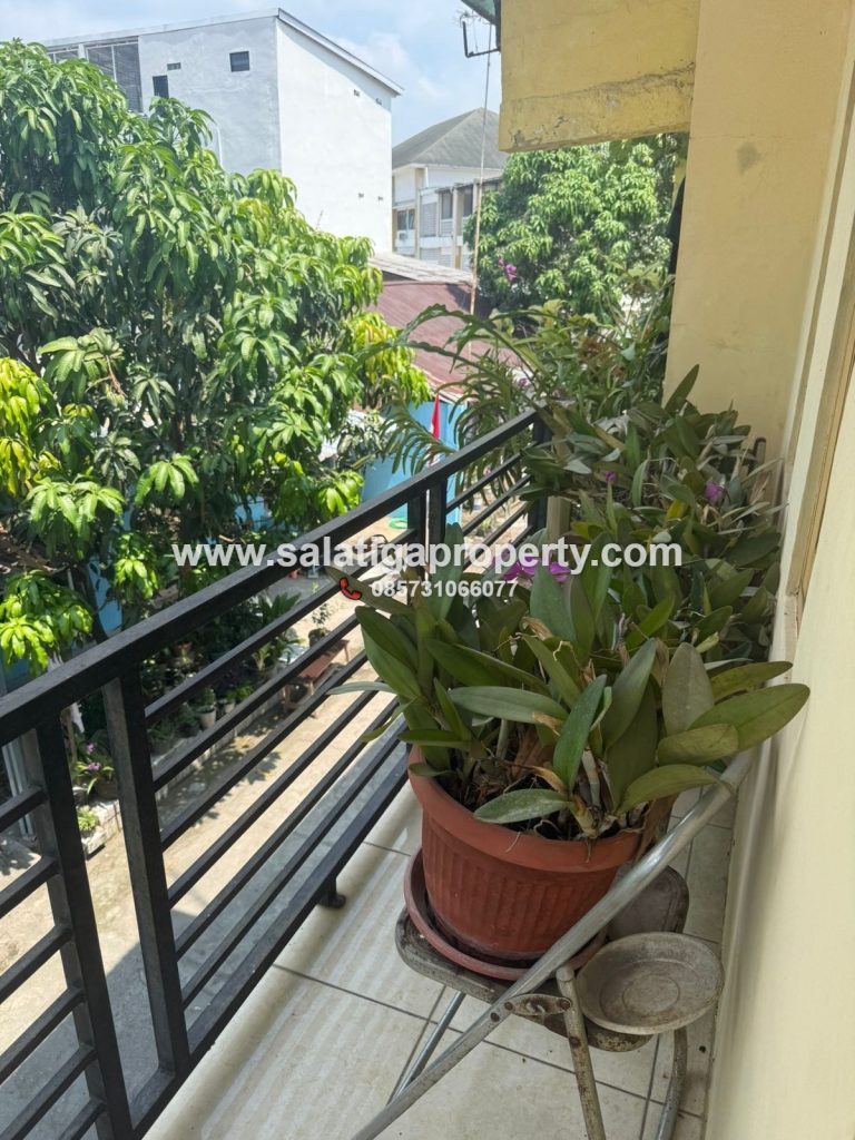 JUAL RUMAH COCOK UNTUK USAHA KOST DEKAT KAMPUS UIN SALATIGA