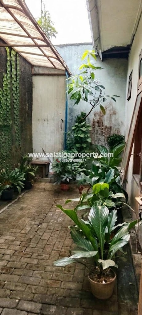 JUAL RUMAH MEWAH ASRI DI SALATIGA