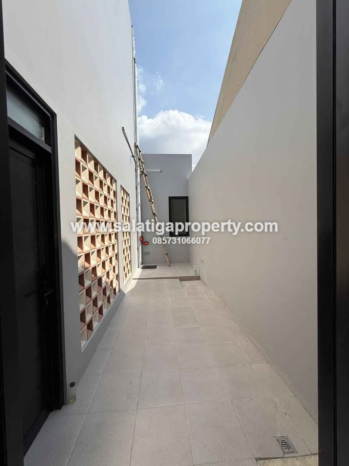 JUAL RUMAH SULTAN DI PURI WAHID SALATIGA