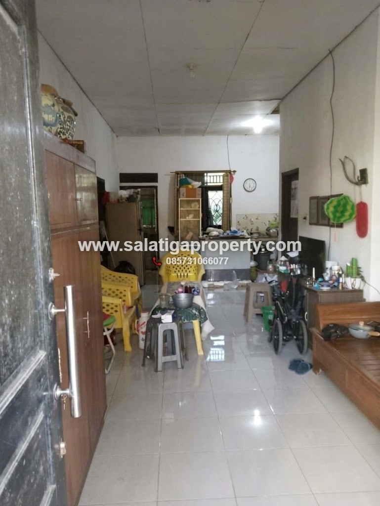 JUAL RUMAH SUASANA DESA DI DEKAT EXIT TOL PATIMURA SALATIGA