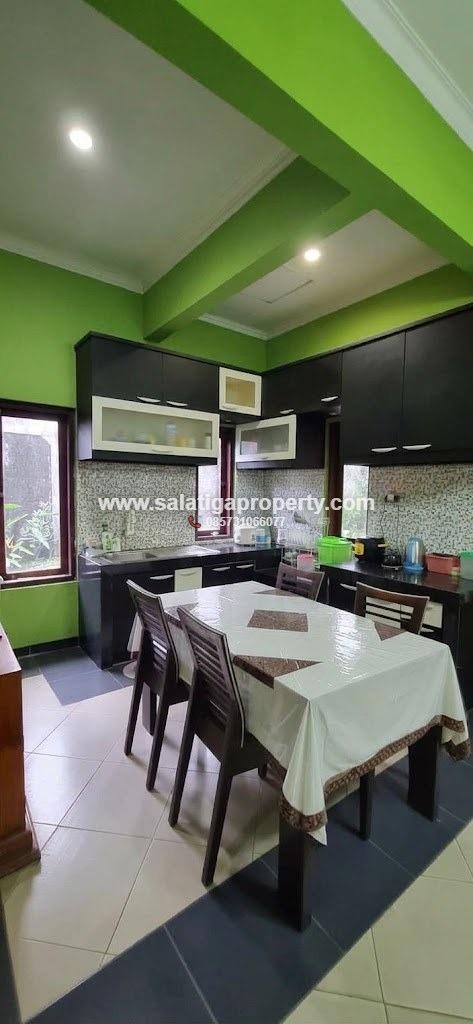 JUAL RUMAH MEWAH ASRI DI SALATIGA