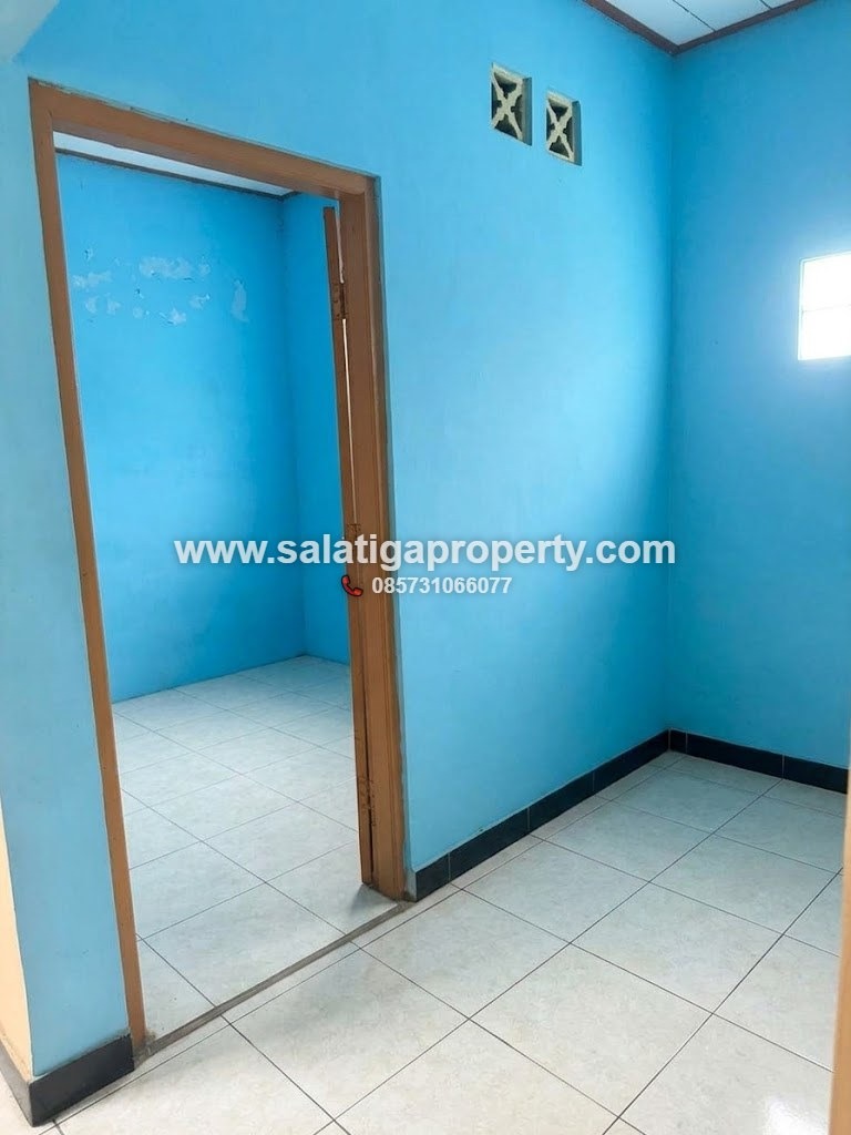 JUAL RUMAH COCOK UNTUK USAHA KOST DEKAT KAMPUS UIN SALATIGA