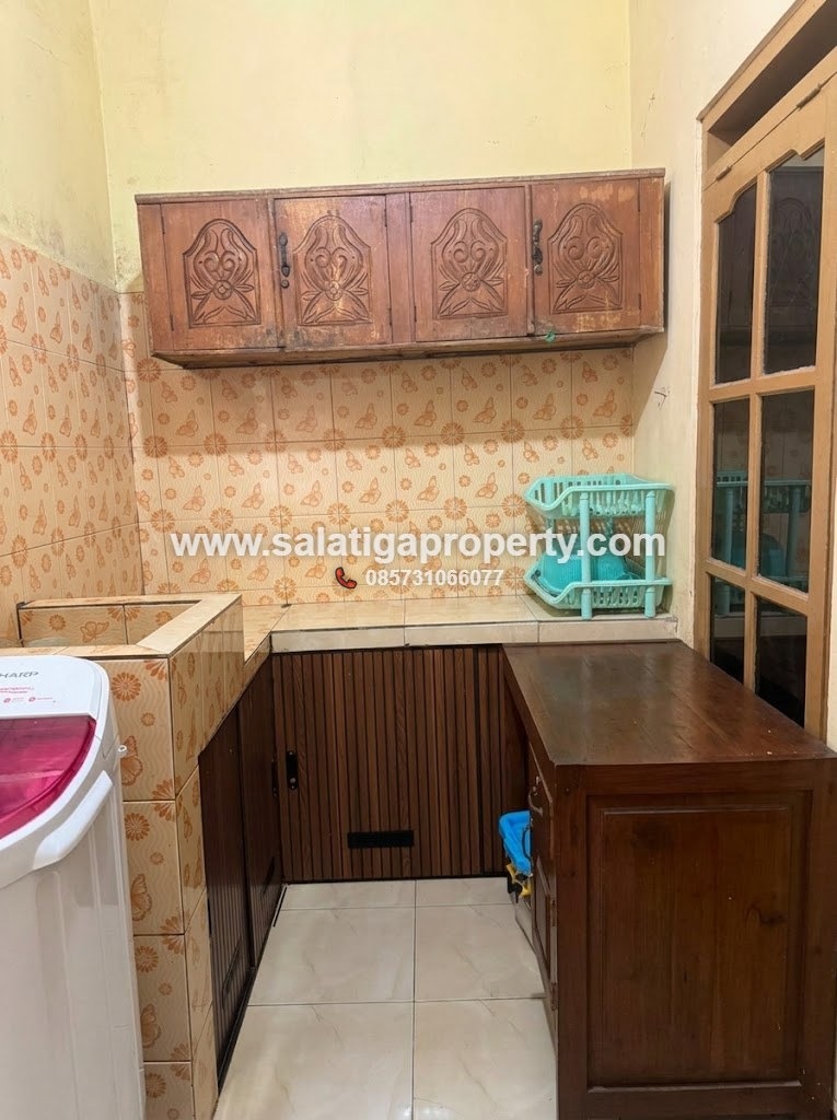 JUAL RUMAH COCOK UNTUK USAHA KOST DEKAT KAMPUS UIN SALATIGA
