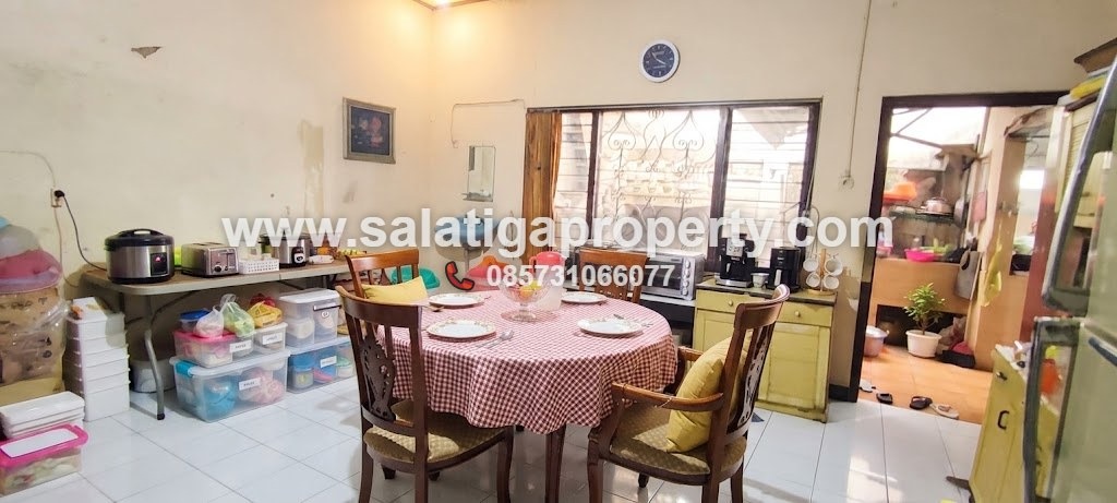 JUAL HARGA FANTASTIS RUMAH KOST AKTIF DAN KIOS DI JALAN UTAMA SALATIGA
