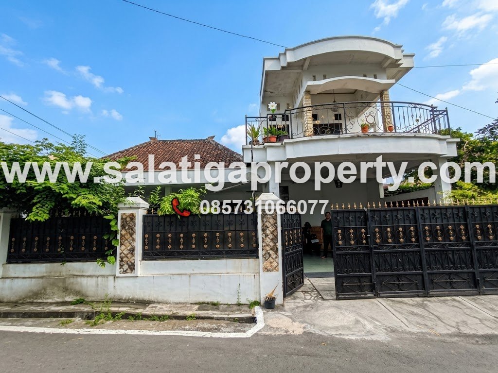 RUMAH KOST KIOS
