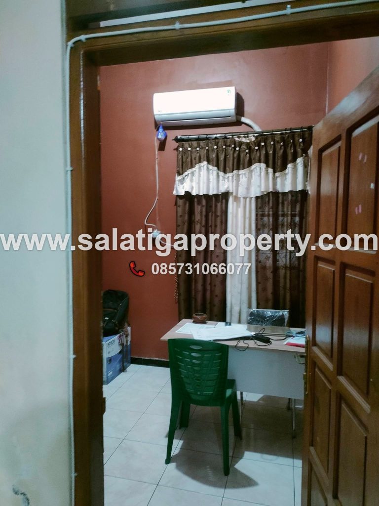 JUAL RUMAH MEWAH DI JL. JAMBEWANGI