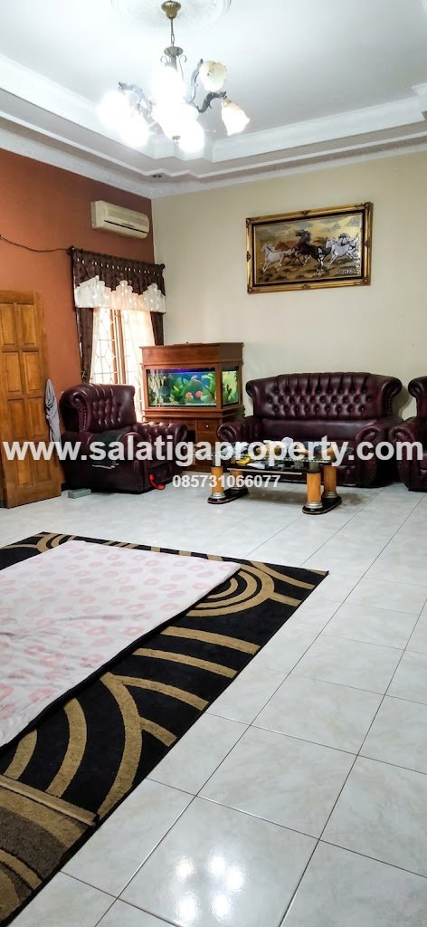 JUAL RUMAH MEWAH DI JL. JAMBEWANGI