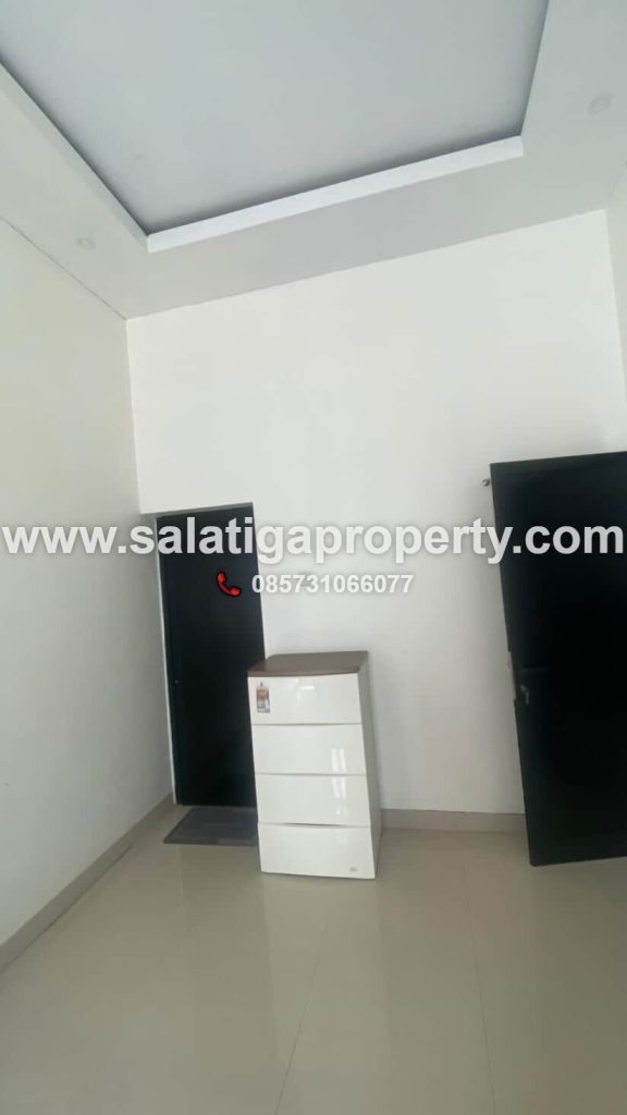 JUAL RUMAH SELANGKAH KE KAMPUS UKSW SALATIGA – FULL FURNISHED
