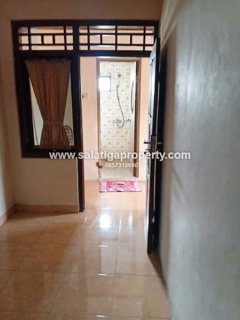 JUAL RUMAH DI CEBONGAN SALATIGA DEKAT JALAN UTAMA