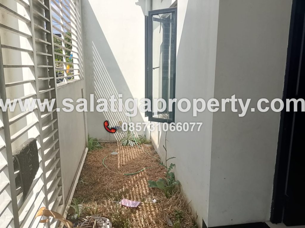 JUAL RUMAH SELANGKAH KE KAMPUS UKSW SALATIGA – FULL FURNISHED