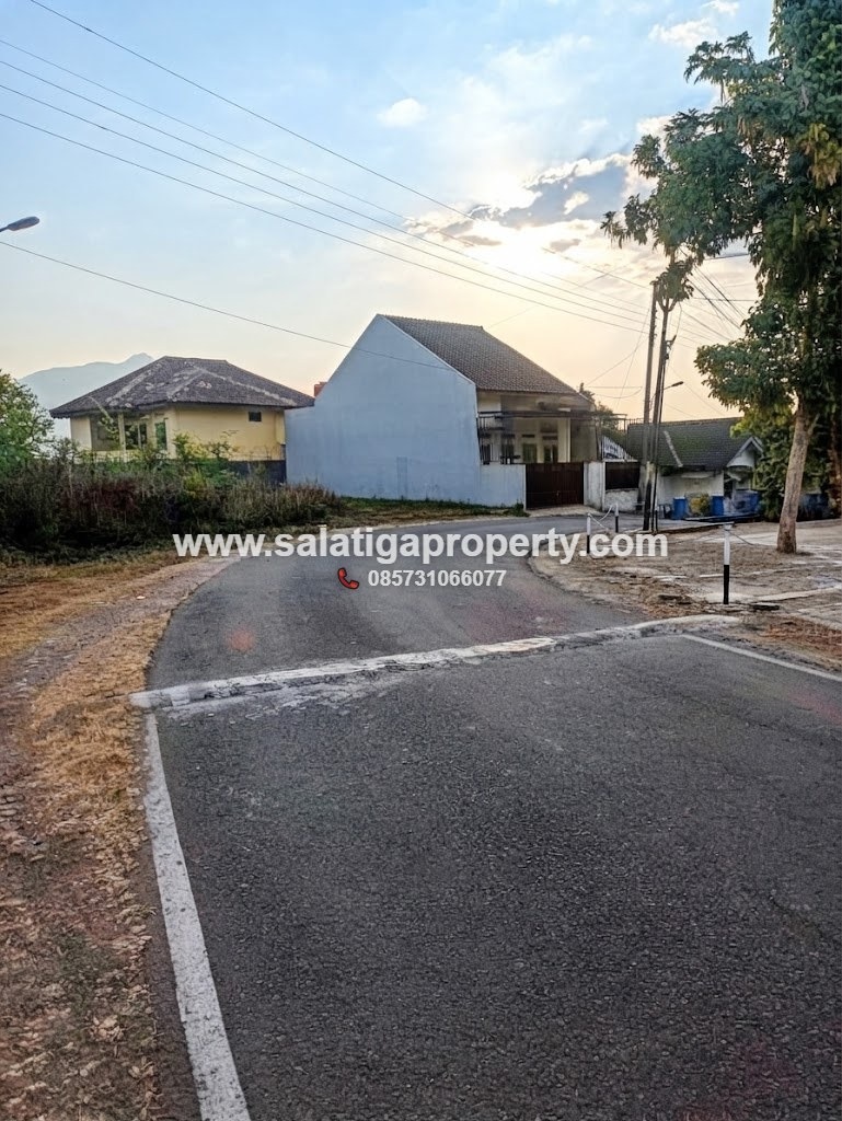 JUAL TANAH DI PERUMAHAN LEMBAH HIJAU SALATIGA