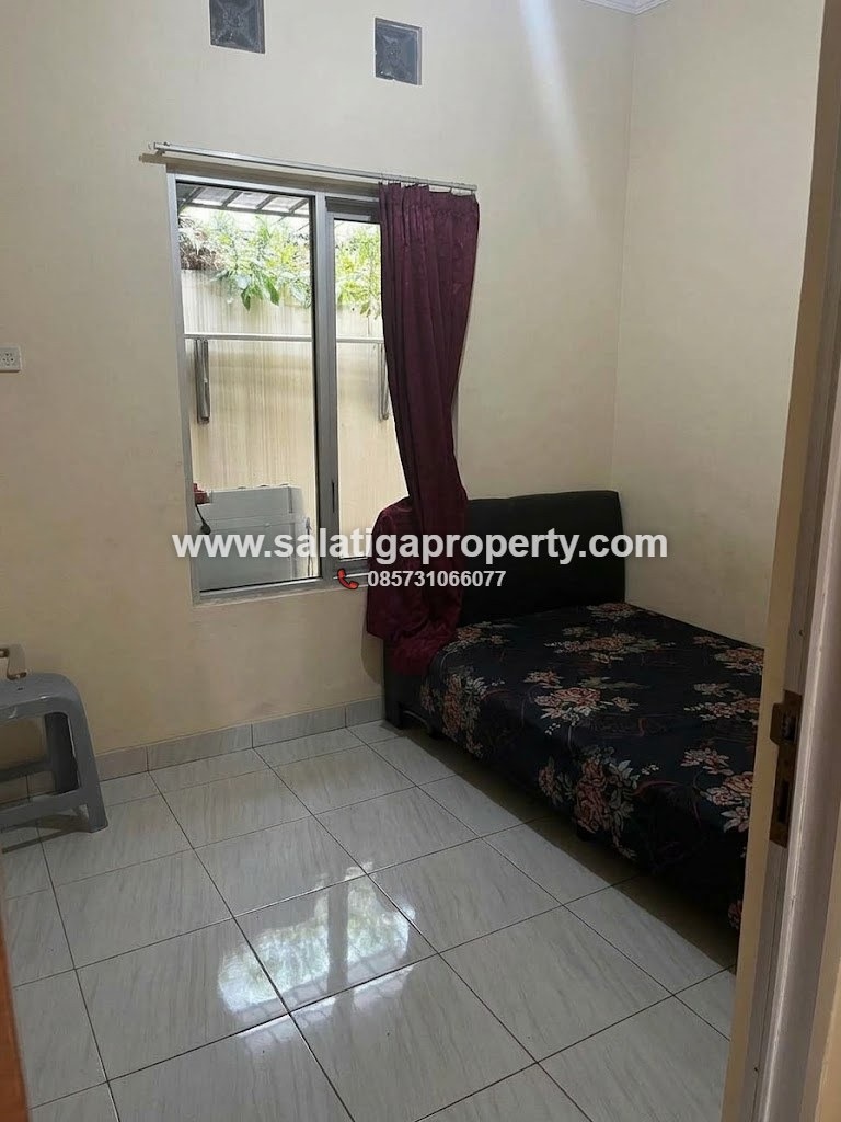 JUAL RUMAH DI PERUMAHAN GRIYO UTOMO SALATIGA – SEMI FURNISHED