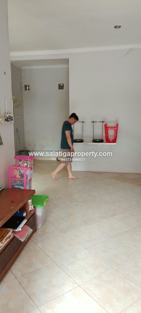 JUAL RUMAH DI PERUMAHAN ARGOLUWIH SALATIGA