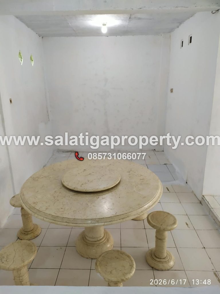 JUAL RUMAH MURAH SIAP HUNI DI PERUMAHAN SRATEN