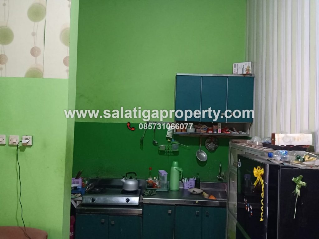 JUAL RUMAH ADA GAZEBO DI BENER KAB. SEMARANG