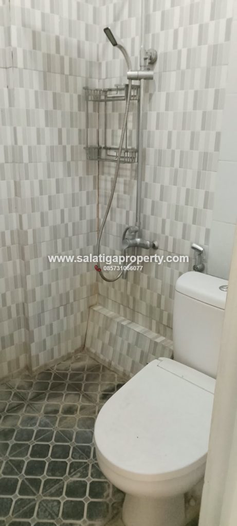 JUAL RUMAH DI PERUMAHAN ARGOLUWIH SALATIGA